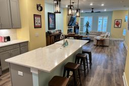 4581 Mixson Avenue photo 4