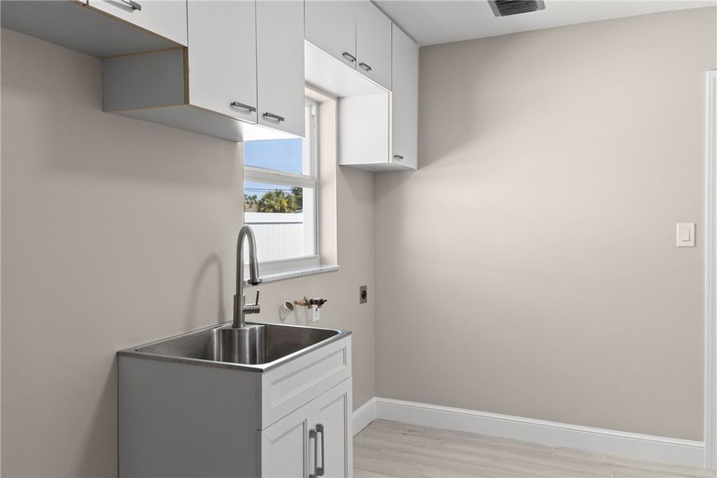 1709 Rio Vista Drive, Hutchinson Island, FL 34949 Photo