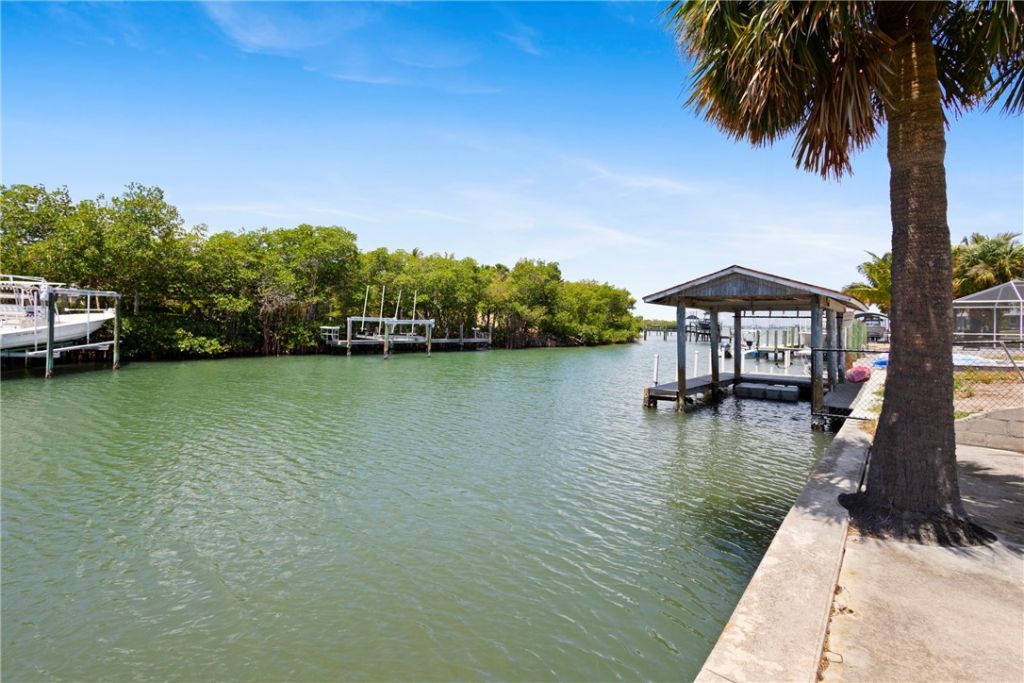 1709 Rio Vista Drive, Hutchinson Island, FL 34949 Photo