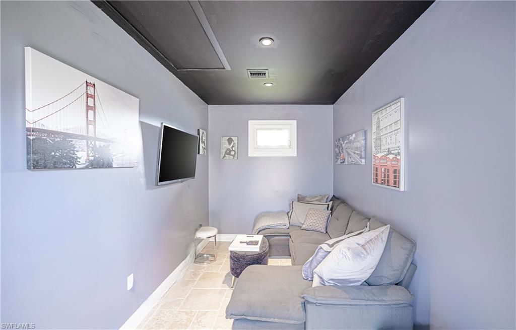 2274 SE 27th St, Cape Coral, FL 33904 Photo