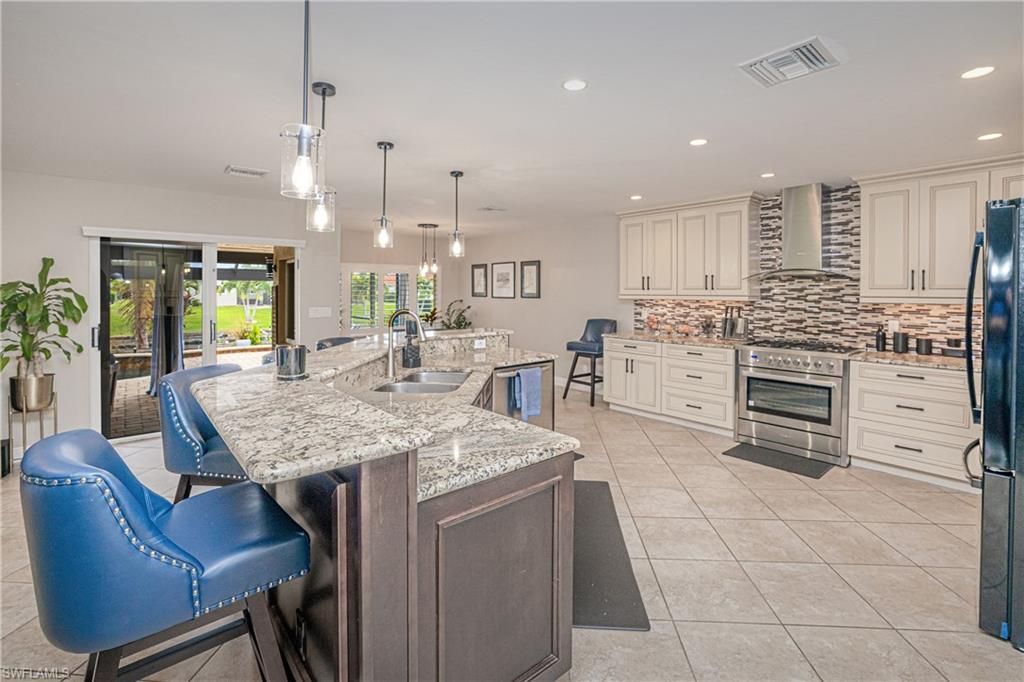 2274 SE 27th St, Cape Coral, FL 33904 Photo