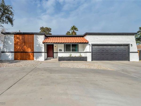 2500 W Oakey Boulevard, Las Vegas, NV 89102