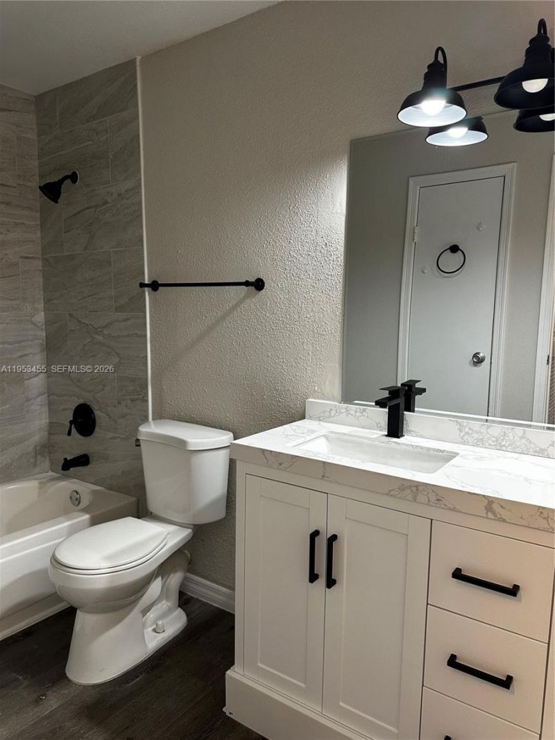 833 Riverside Dr , Unit 831, Coral Springs, FL 33071 Photo