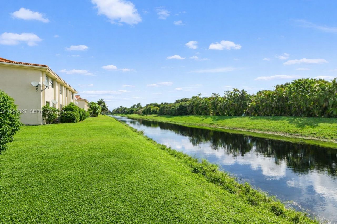 11116 Royal Palm Blvd, Unit 2-10, Coral Springs, FL 33065 Photo