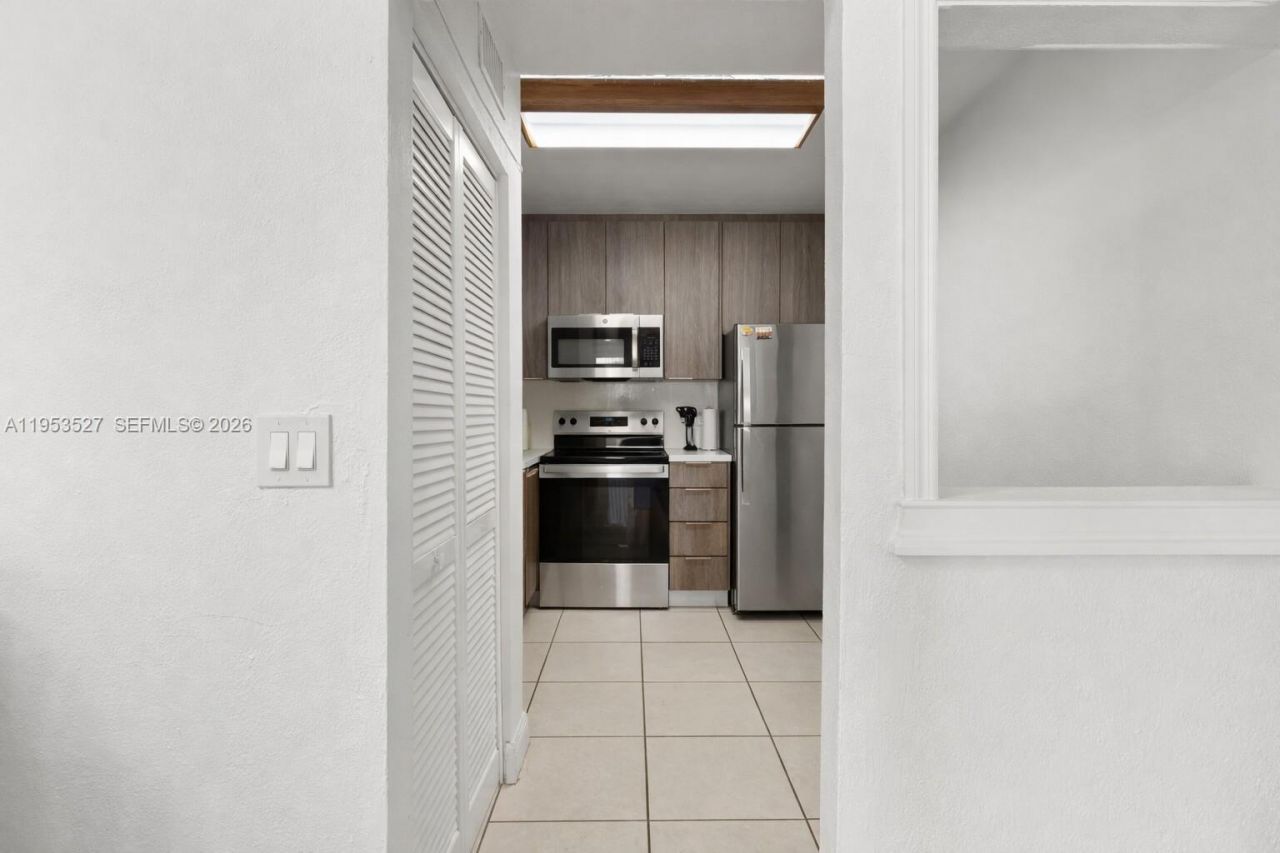 11116 Royal Palm Blvd, Unit 2-10, Coral Springs, FL 33065 Photo