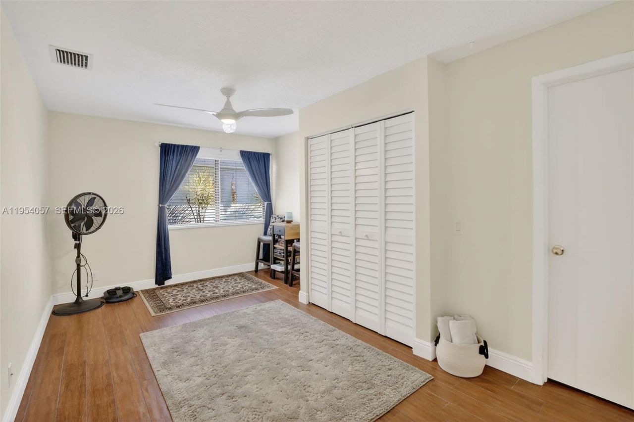 9375 NW 18th Ct, Plantation, FL 33322 Photo