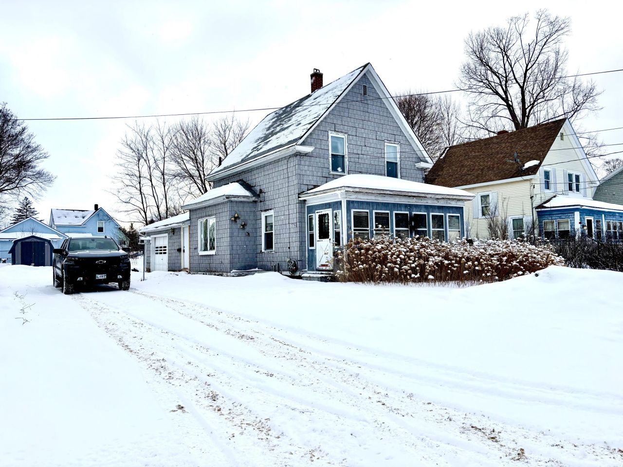 34 Lincoln Street, Millinocket, ME 04462 Main Photo