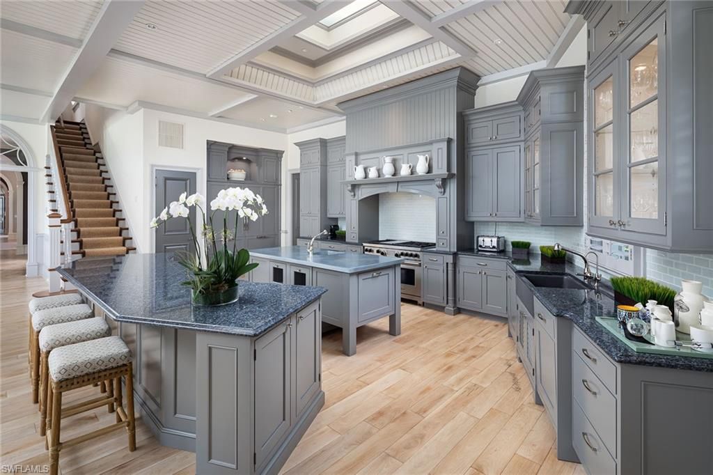 1975 Galleon Dr , Naples, FL 34102 Photo