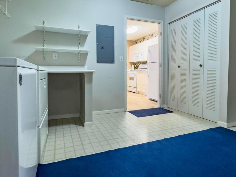 1981 Hoadley Drive, Unit 10A, Columbus, OH 43228 Photo 17