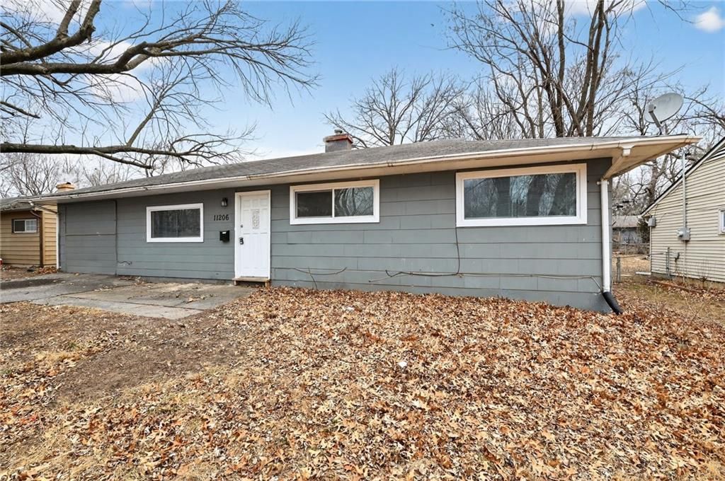 11206 Corrington Avenue, Kansas City, MO 64134 Main Photo