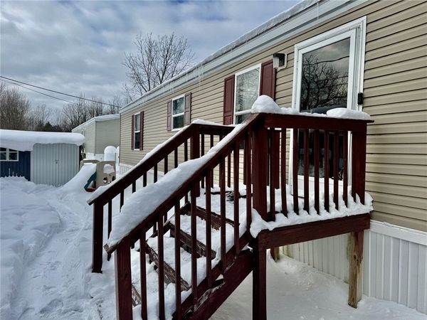 3189 Broadway #8 Road, Alexander, NY 14005