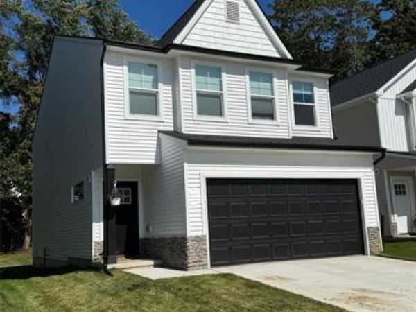 110 Parsons Lane, Saline, MI 48176