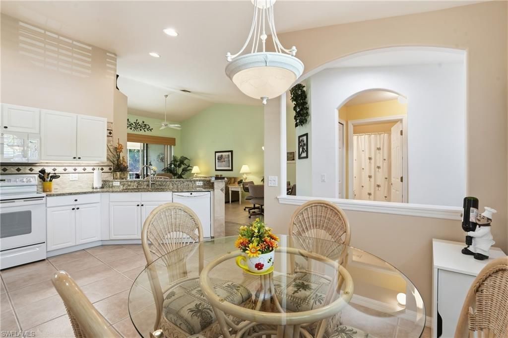 10133 Colonial Country Club Blvd, Unit 1305, Fort Myers, FL 33913 Photo