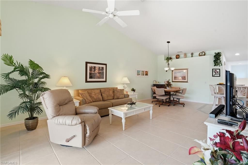 10133 Colonial Country Club Blvd, Unit 1305, Fort Myers, FL 33913 Photo