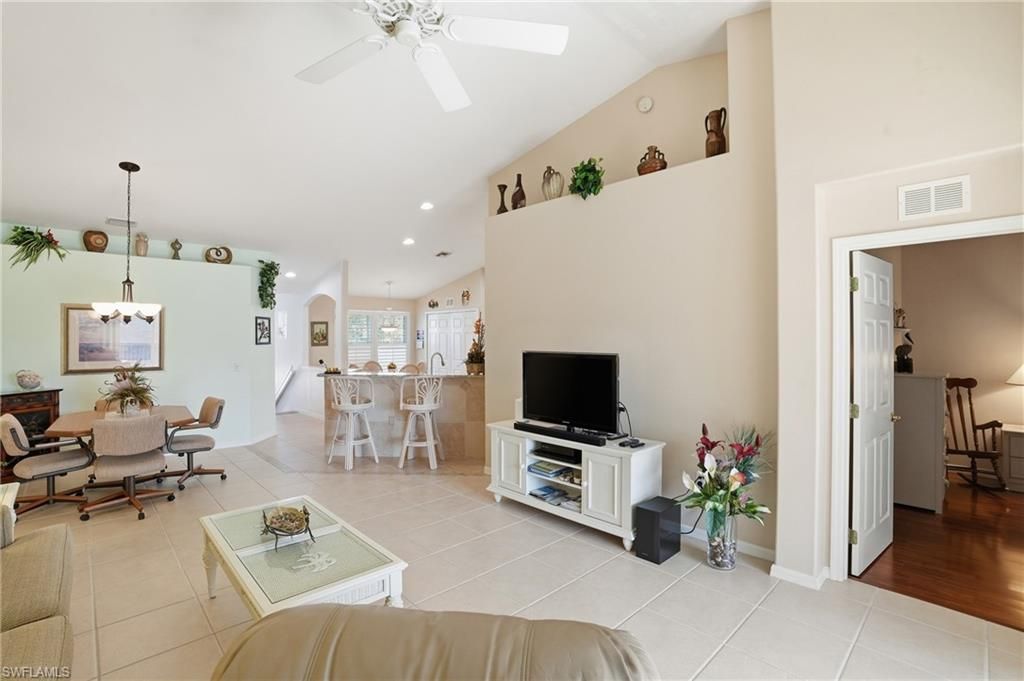 10133 Colonial Country Club Blvd, Unit 1305, Fort Myers, FL 33913 Photo