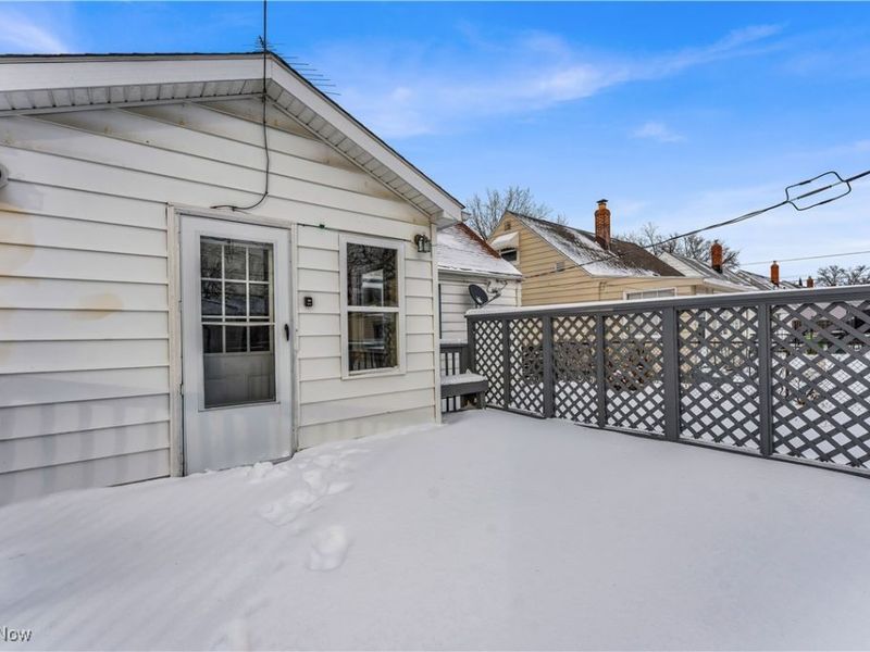 25500 Briardale Avenue, Euclid, OH 44132 Photo 5