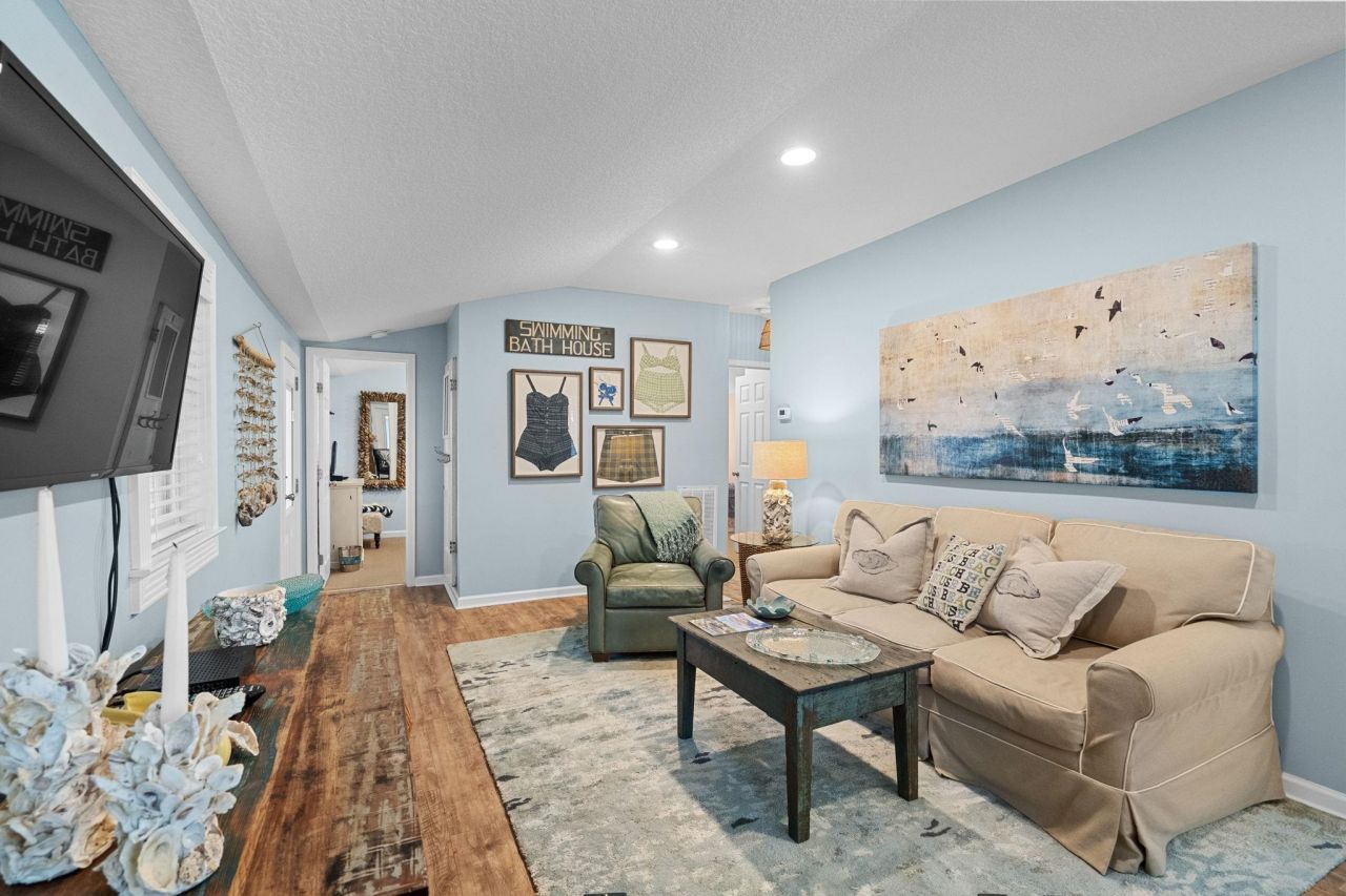 6001 - 1040 S Kings Hwy. Photo 13