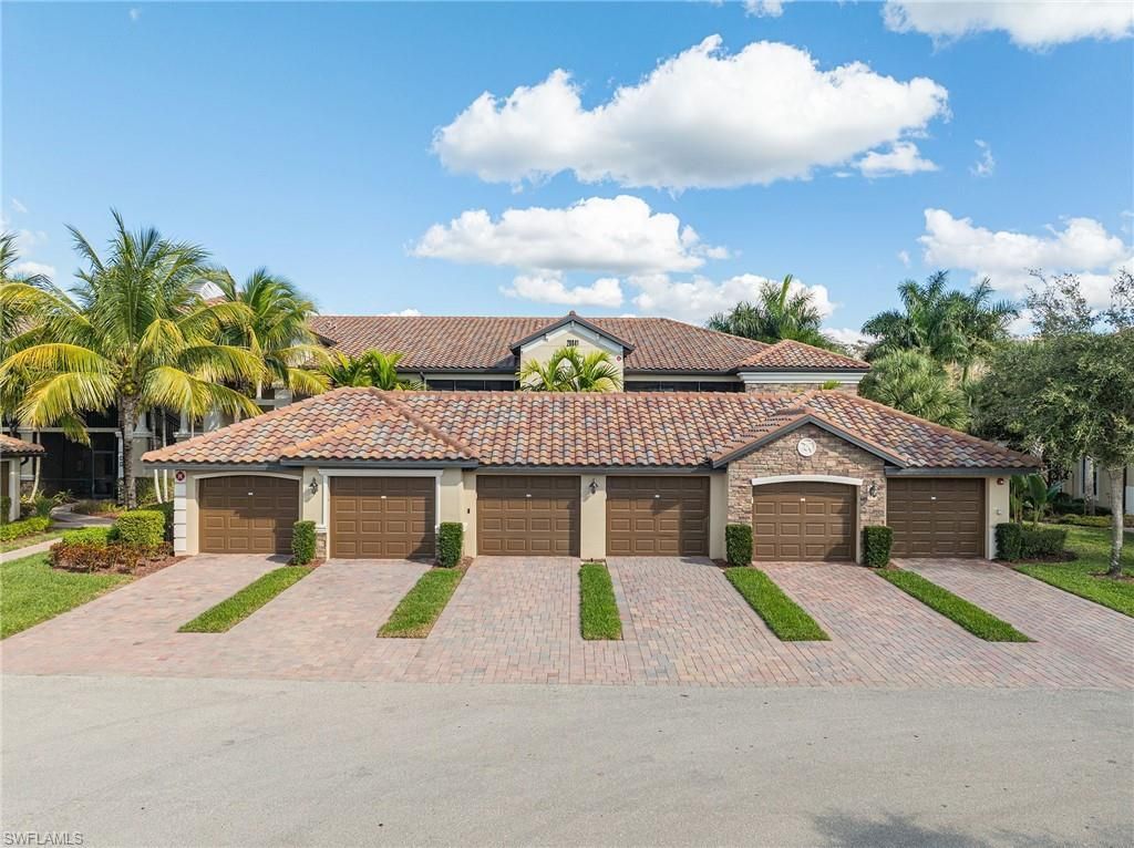 28041 Bridgetown Ct, Unit 5525, Bonita Springs, FL 34135 Photo
