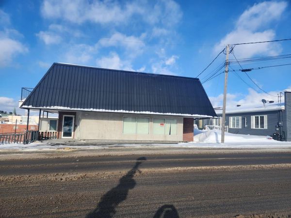 272 E Main Street , Madawaska, ME 04756