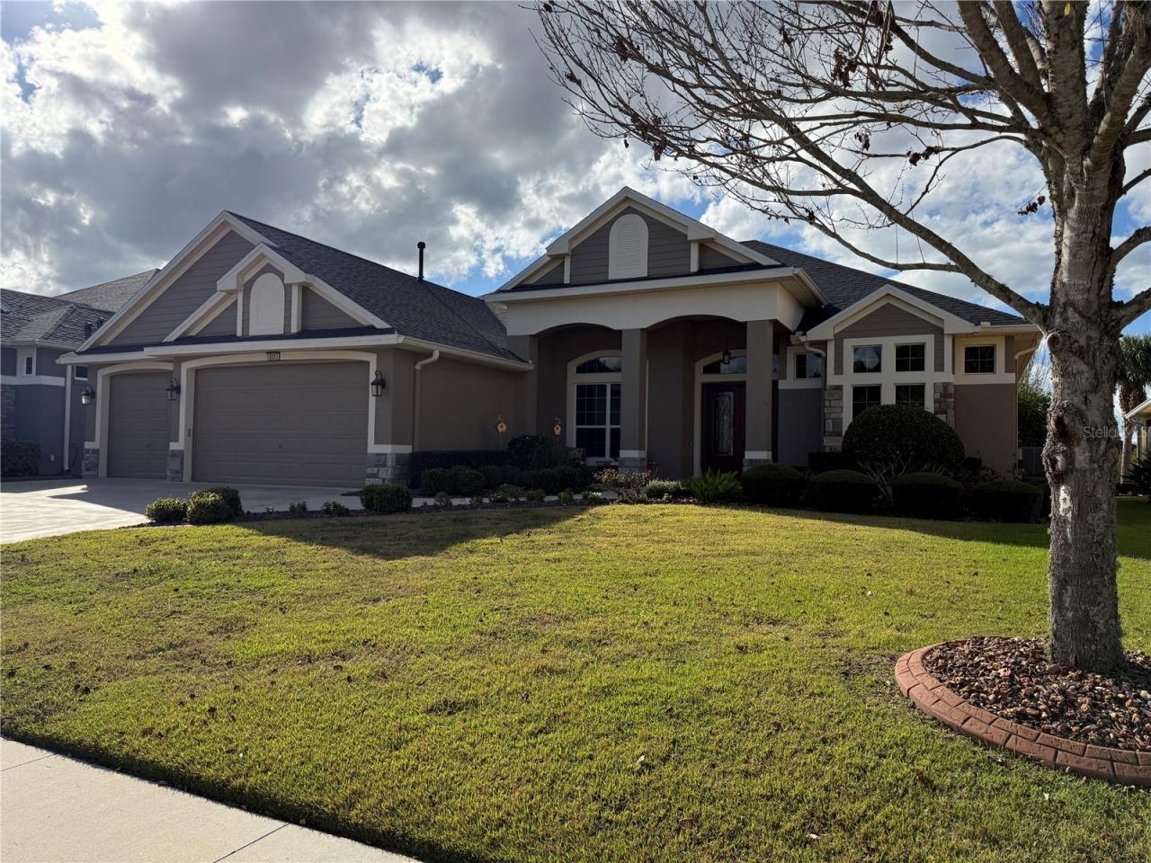 8293 Bridgeport Bay Circle, Mount Dora, FL 32757 Main Photo