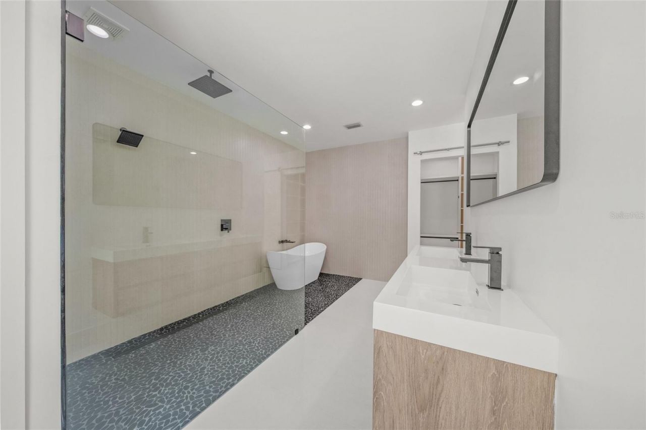 3500 Bay Shore Road, Sarasota, FL 34234 Photo