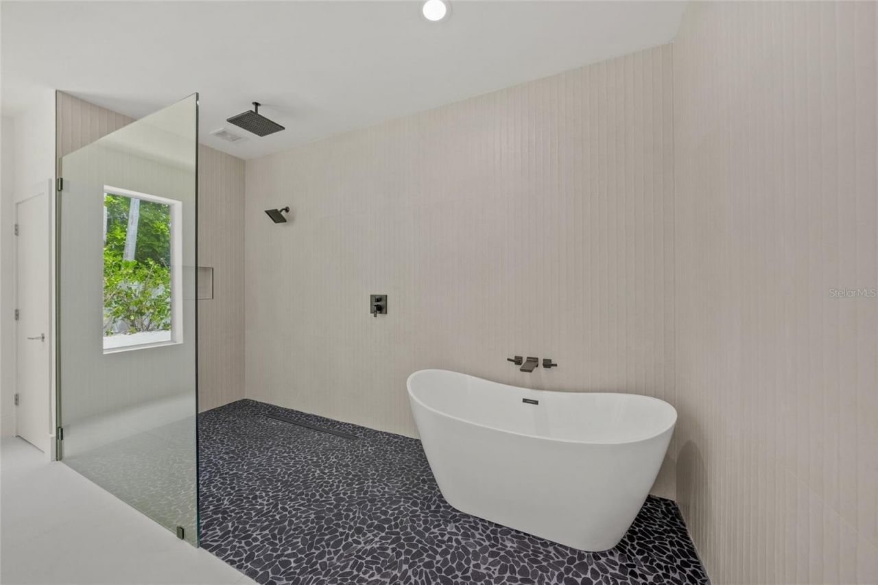 3500 Bay Shore Road, Sarasota, FL 34234 Photo