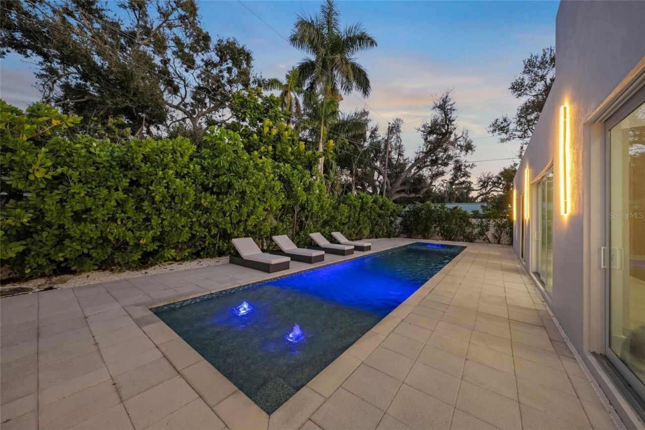 3500 Bay Shore Road, Sarasota, FL 34234 Photo