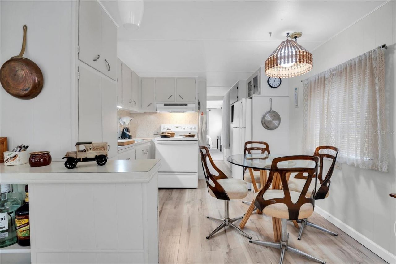 7801 34th Avenue N, Unit 70, Saint Petersburg, FL 33710 Photo