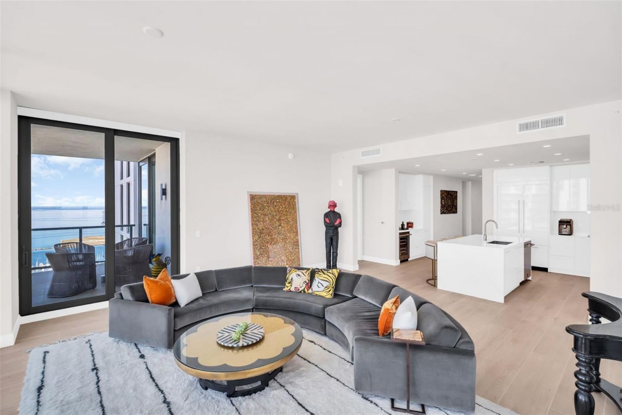 301 1st Street S, Unit 3104, Saint Petersburg, FL 33701 Photo