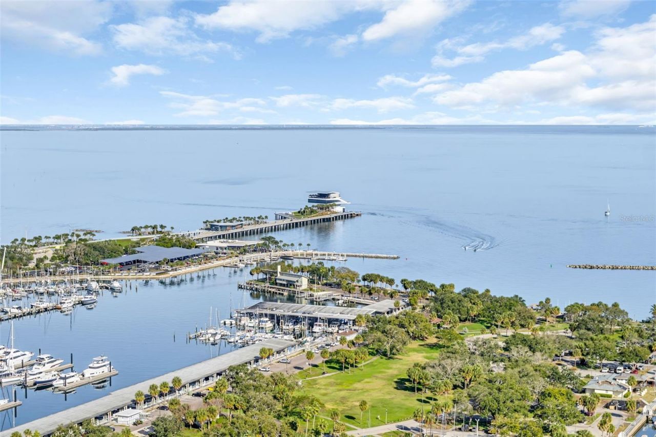 301 1st Street S, Unit 3104, Saint Petersburg, FL 33701 Photo