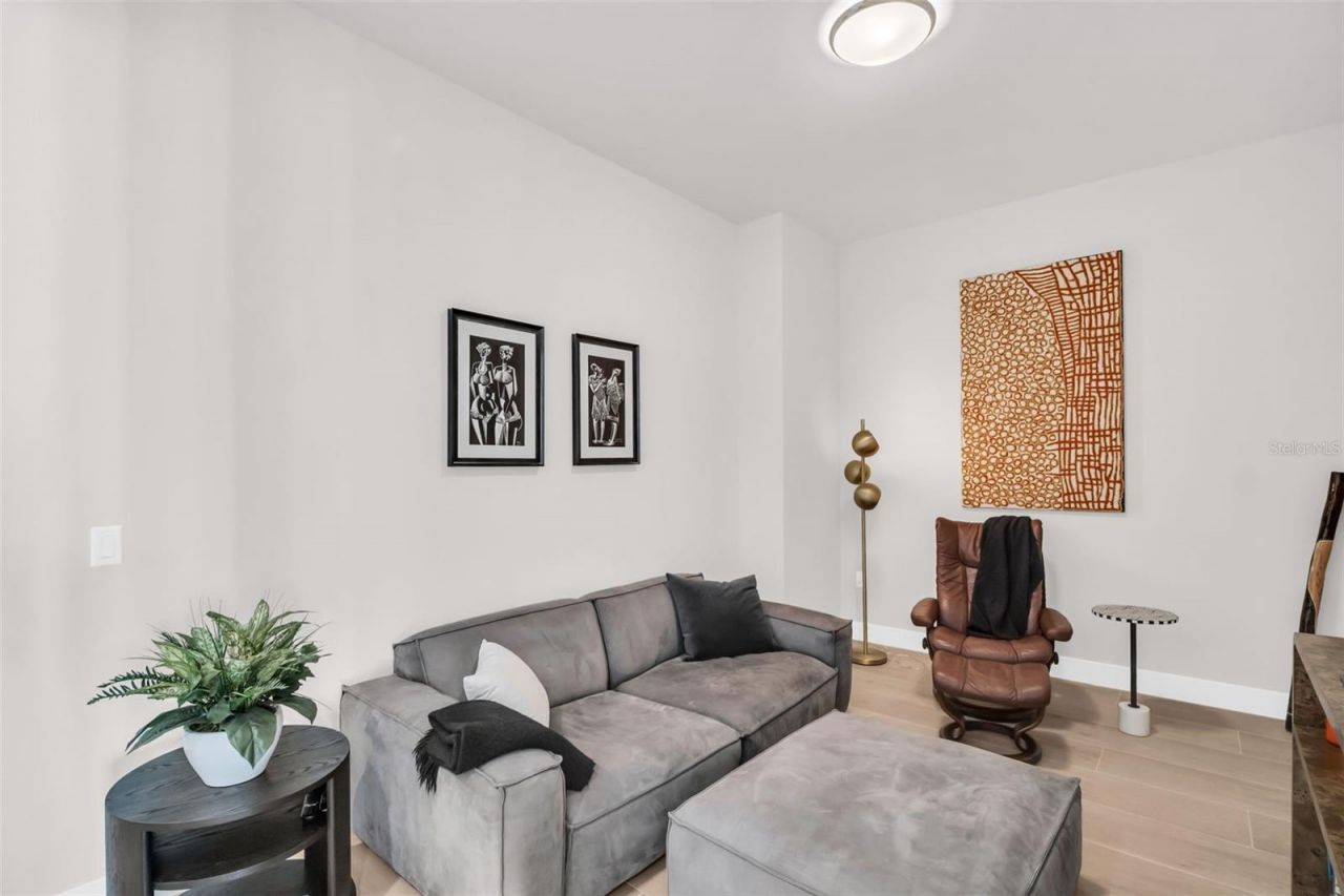 301 1st Street S, Unit 3104, Saint Petersburg, FL 33701 Photo