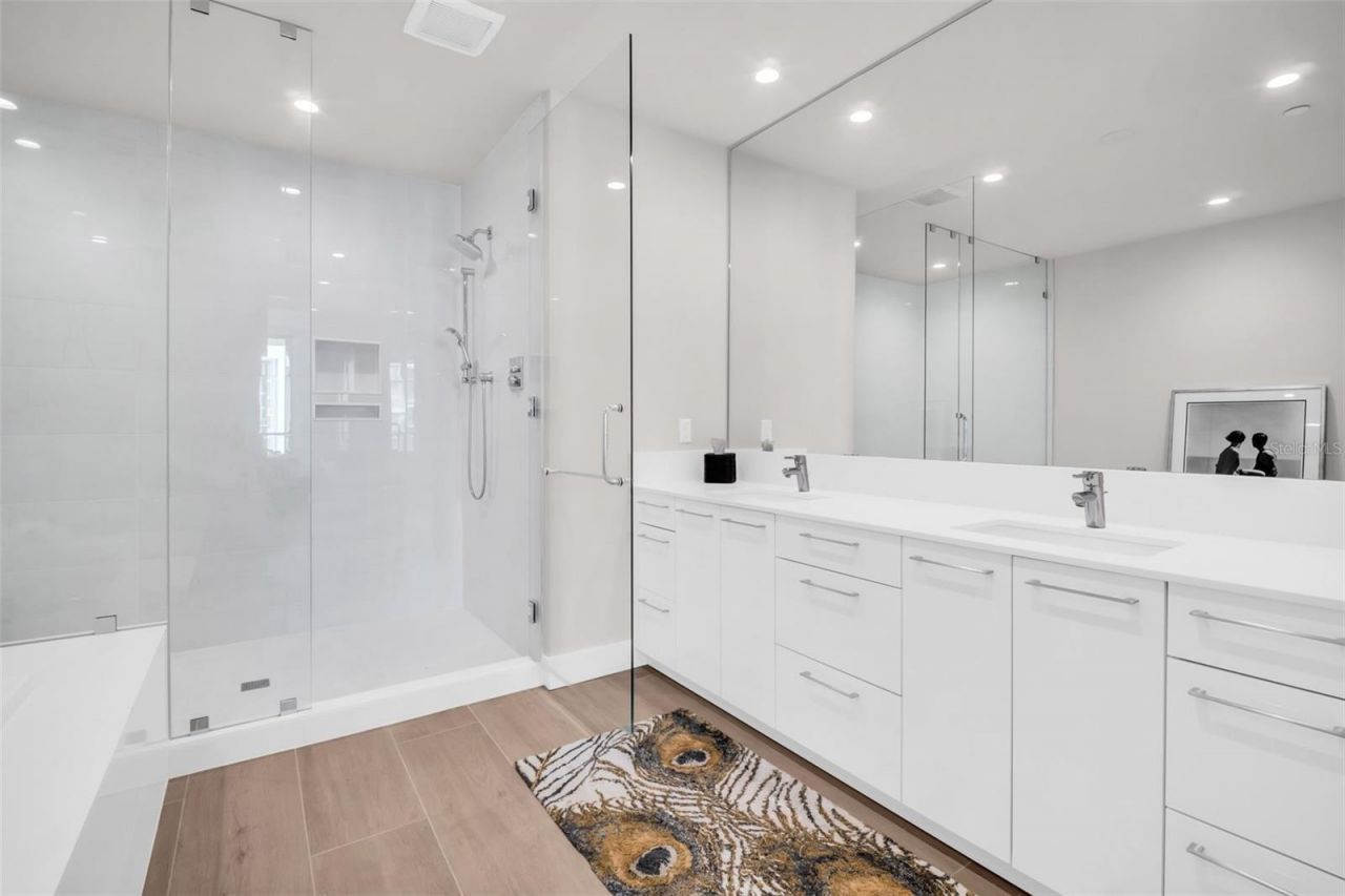 301 1st Street S, Unit 3104, Saint Petersburg, FL 33701 Photo