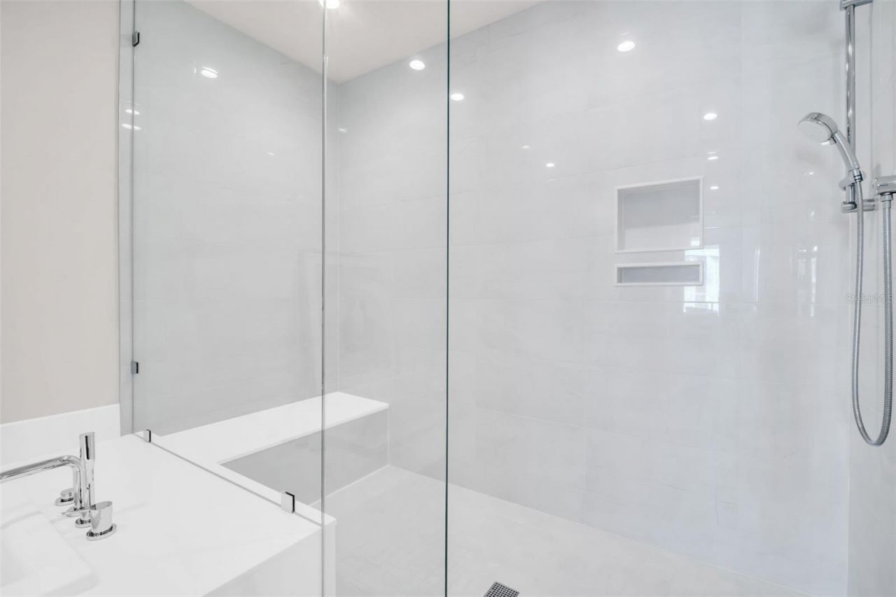 301 1st Street S, Unit 3104, Saint Petersburg, FL 33701 Photo