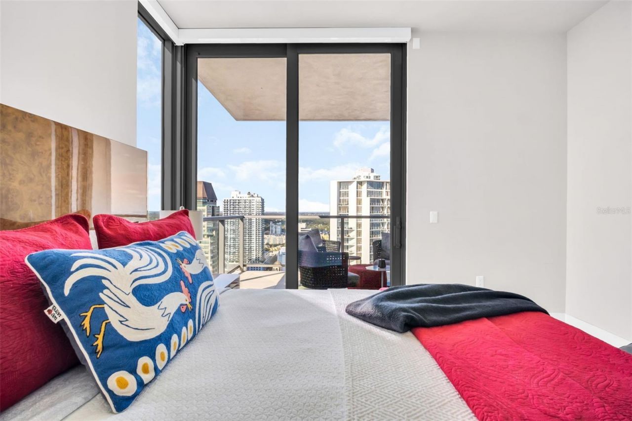 301 1st Street S, Unit 3104, Saint Petersburg, FL 33701 Photo