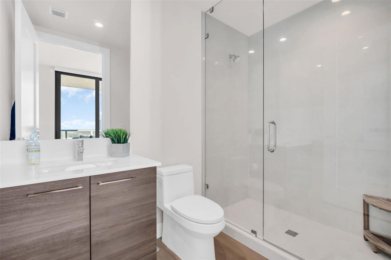 301 1st Street S, Unit 3104, Saint Petersburg, FL 33701 Photo