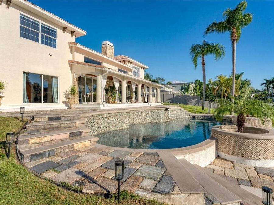 Property Image 61