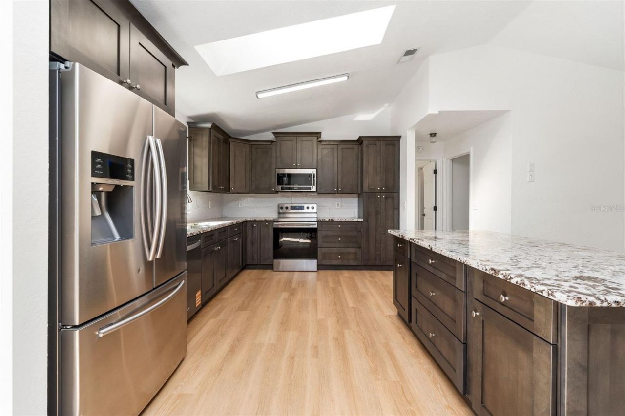 4242 NE 138th Place, Anthony, FL 32617 Photo