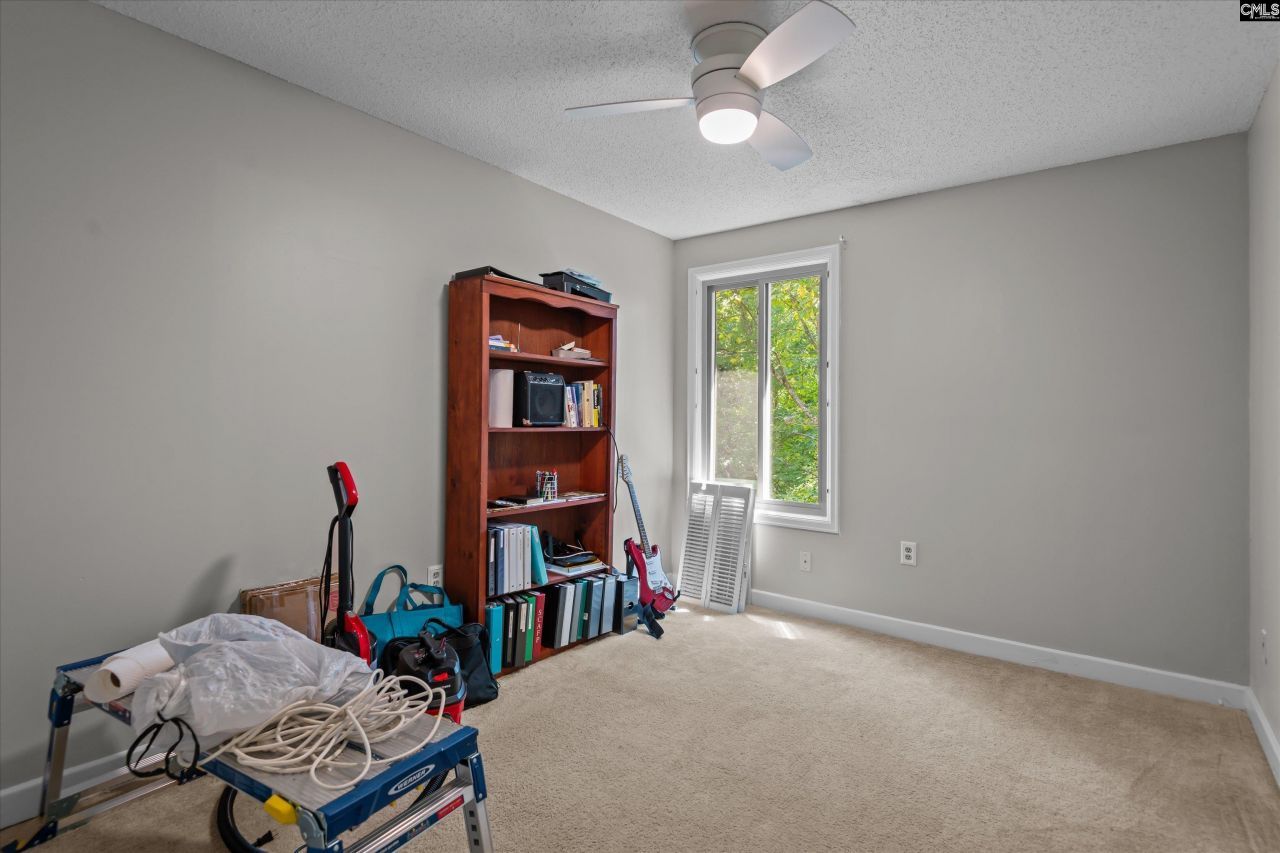 412 Tamarack Drive  Photo 19