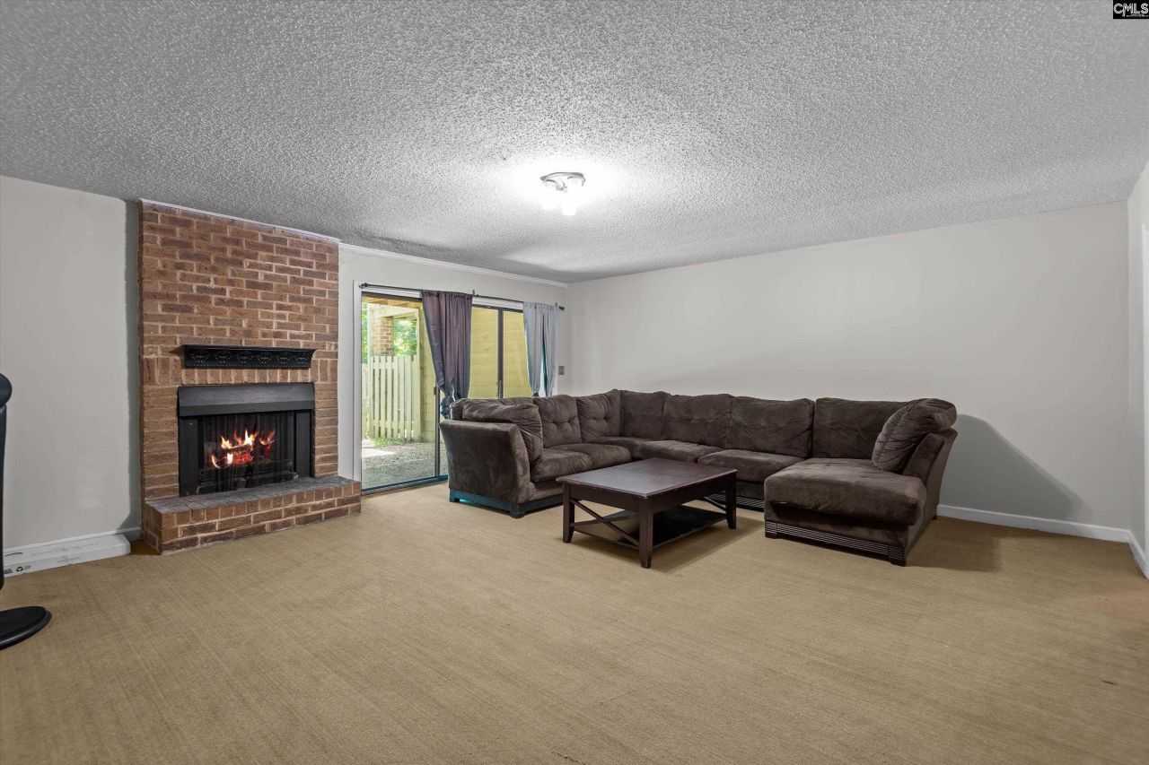 412 Tamarack Drive  Photo 24