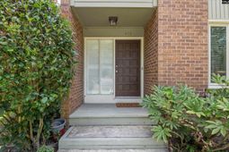 412 Tamarack Drive  photo 4