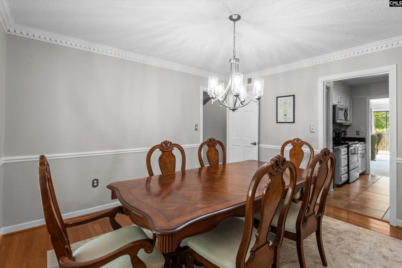 412 Tamarack Drive  Photo 7