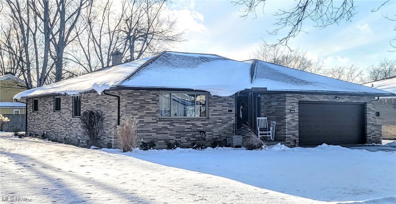 6826 Anthony Lane, Parma Heights, OH 44130 Main Photo