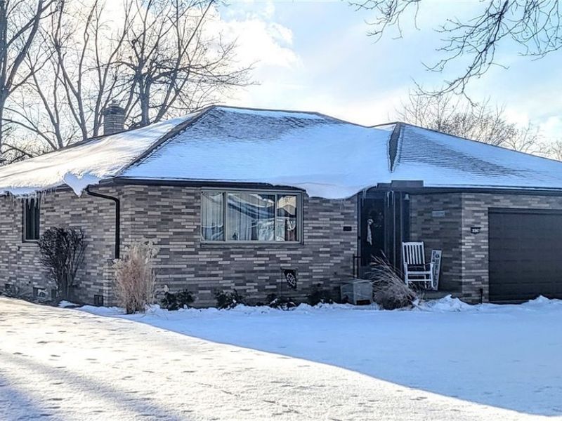 6826 Anthony Lane, Parma Heights, OH 44130 Photo 1