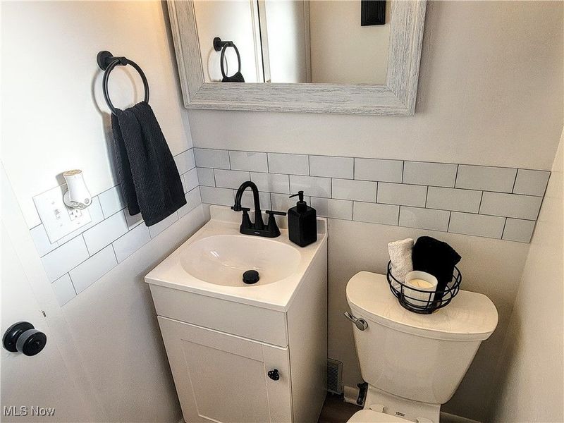 6826 Anthony Lane, Parma Heights, OH 44130 Photo 10