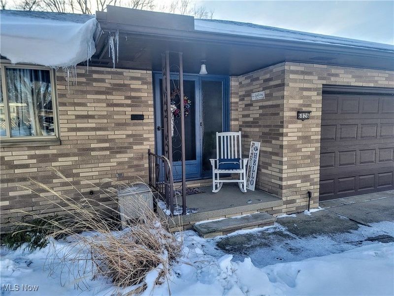 6826 Anthony Lane, Parma Heights, OH 44130 Photo 2