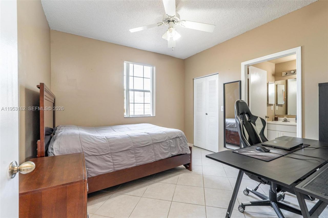 1528 Veracruz Ln , Unit 4-3, Weston, FL 33327 Photo