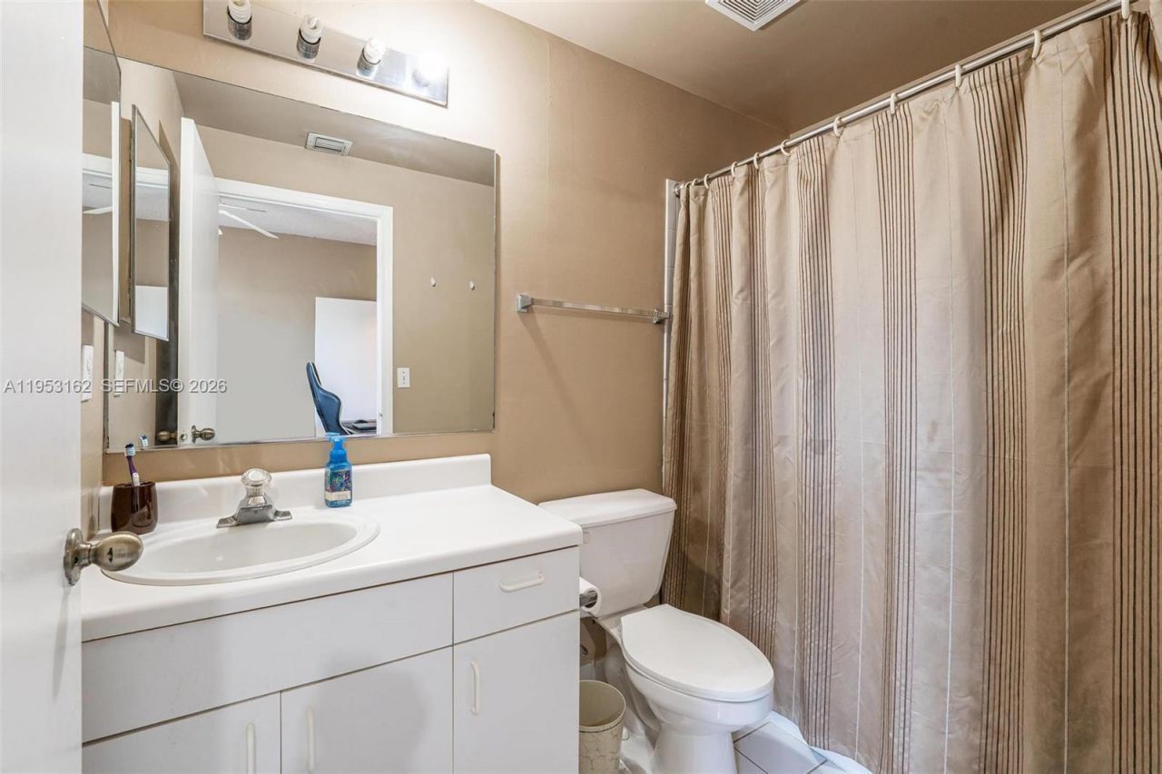 1528 Veracruz Ln , Unit 4-3, Weston, FL 33327 Photo