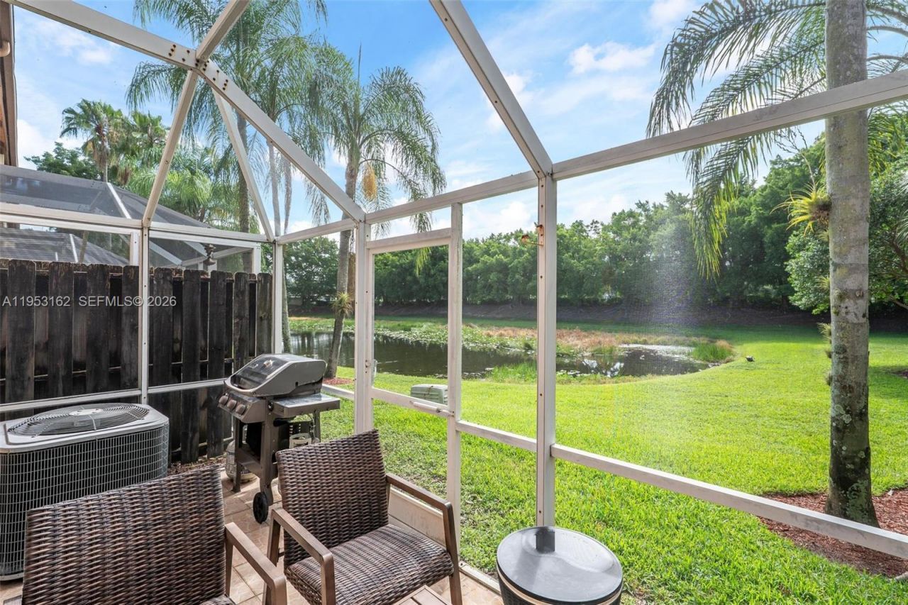 1528 Veracruz Ln , Unit 4-3, Weston, FL 33327 Photo