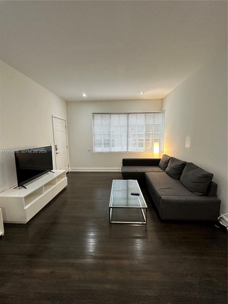 1330 Drexel Ave, Unit 105, Miami Beach, FL 33139 Photo