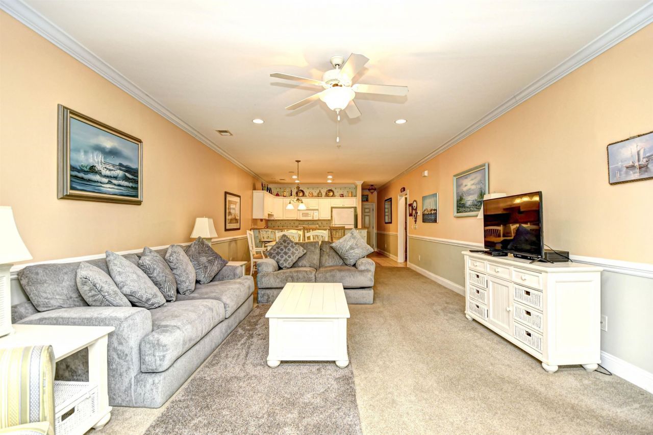 1000 Ray Costin Way Photo 10